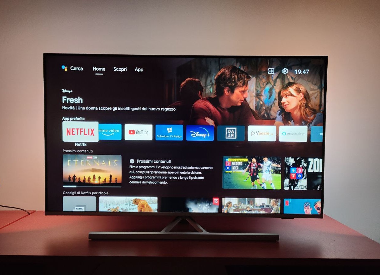 Recensione Smart TV PHILIPS 50PUS8506 4K con Ambilight